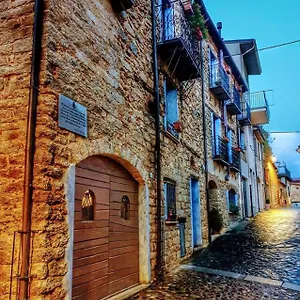  Affittacamere Su Caramu Italia
