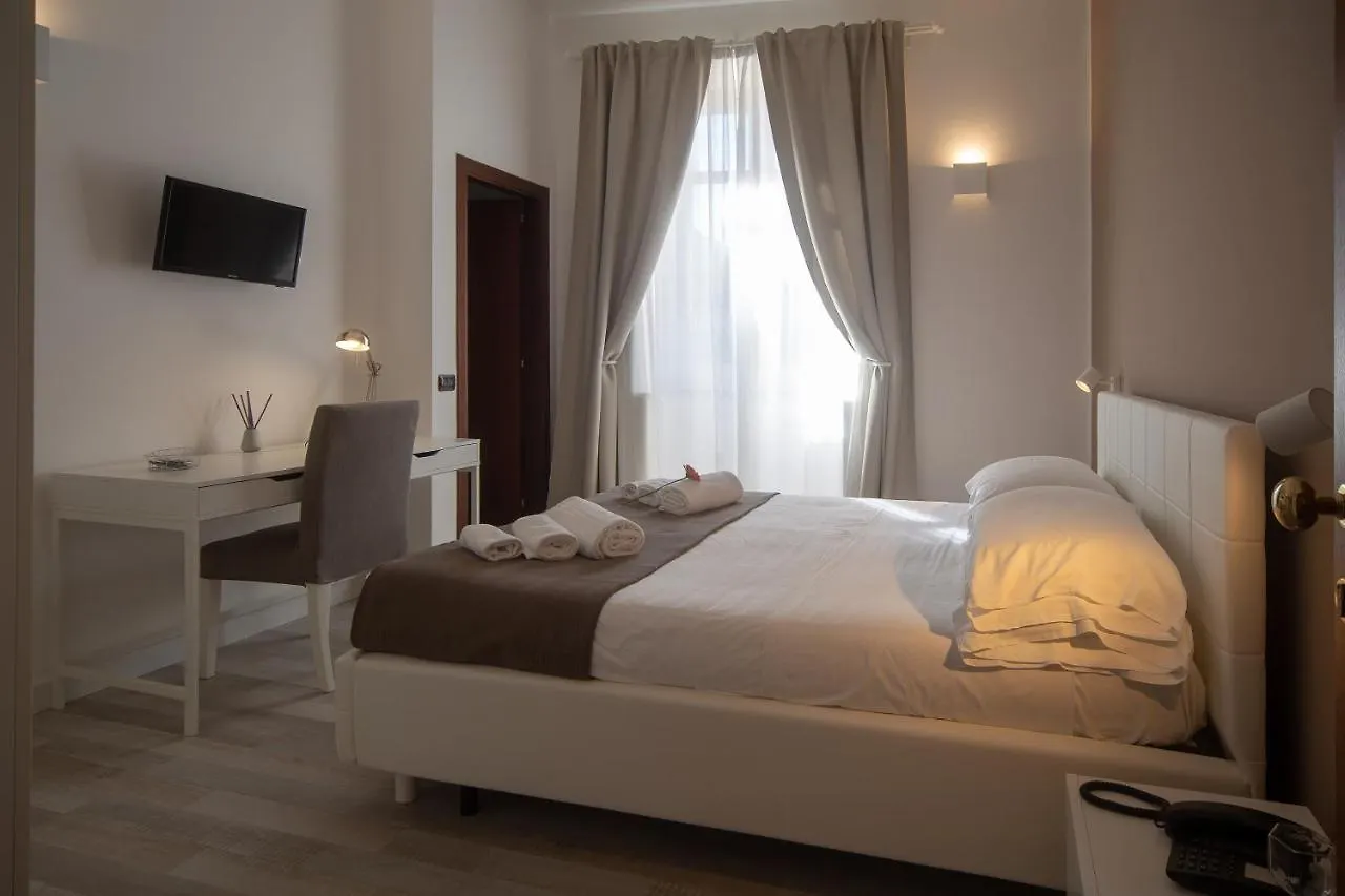 Holiday Rooms Portale Pirrera Modica Guest house