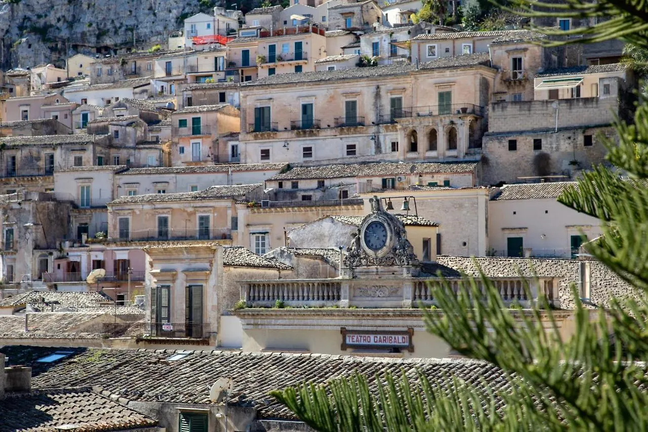 ** Guest house Holiday Rooms Portale Pirrera Modica Italy