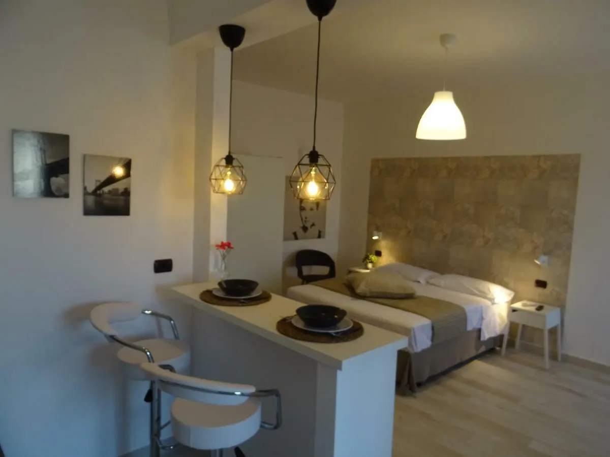 Holiday Rooms Portale Pirrera Modica Guest house