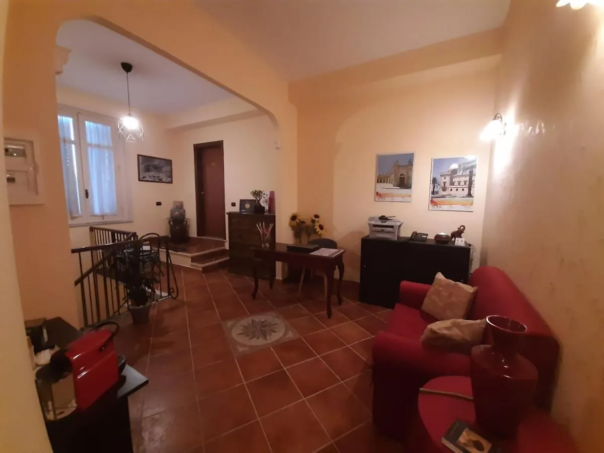 ** Guest house Holiday Rooms Portale Pirrera Modica Italy